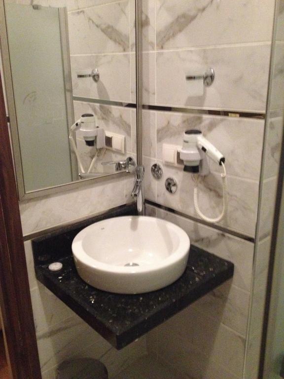 Celikpalas Hotel Σαφράμπολη Δωμάτιο φωτογραφία